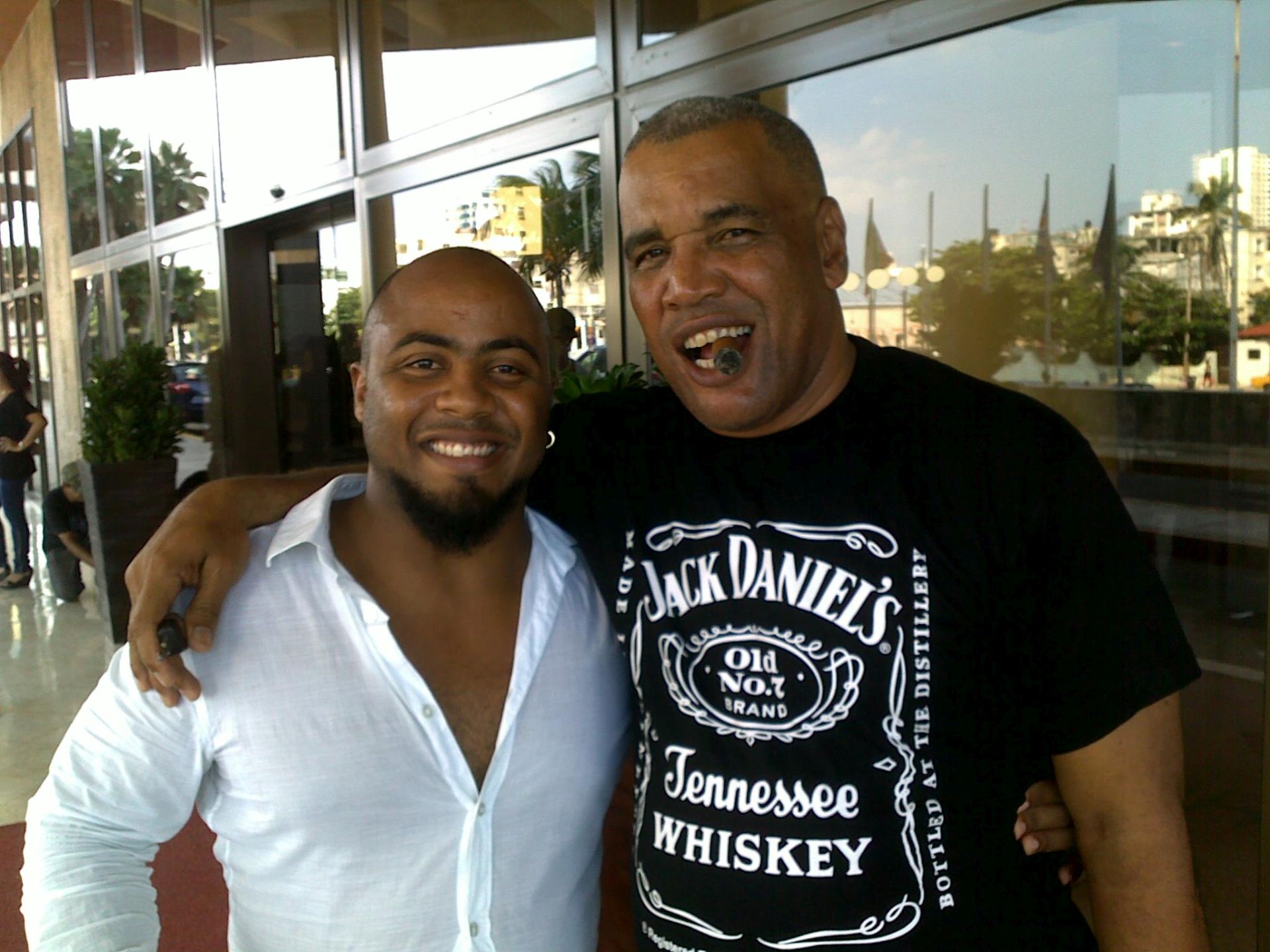 Carlos Miyares_with Victor Mesa.Havana Sep 2011.jpg